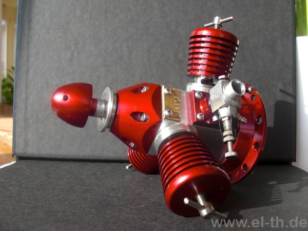 3-Zylinder-Modellsternmotor rot
