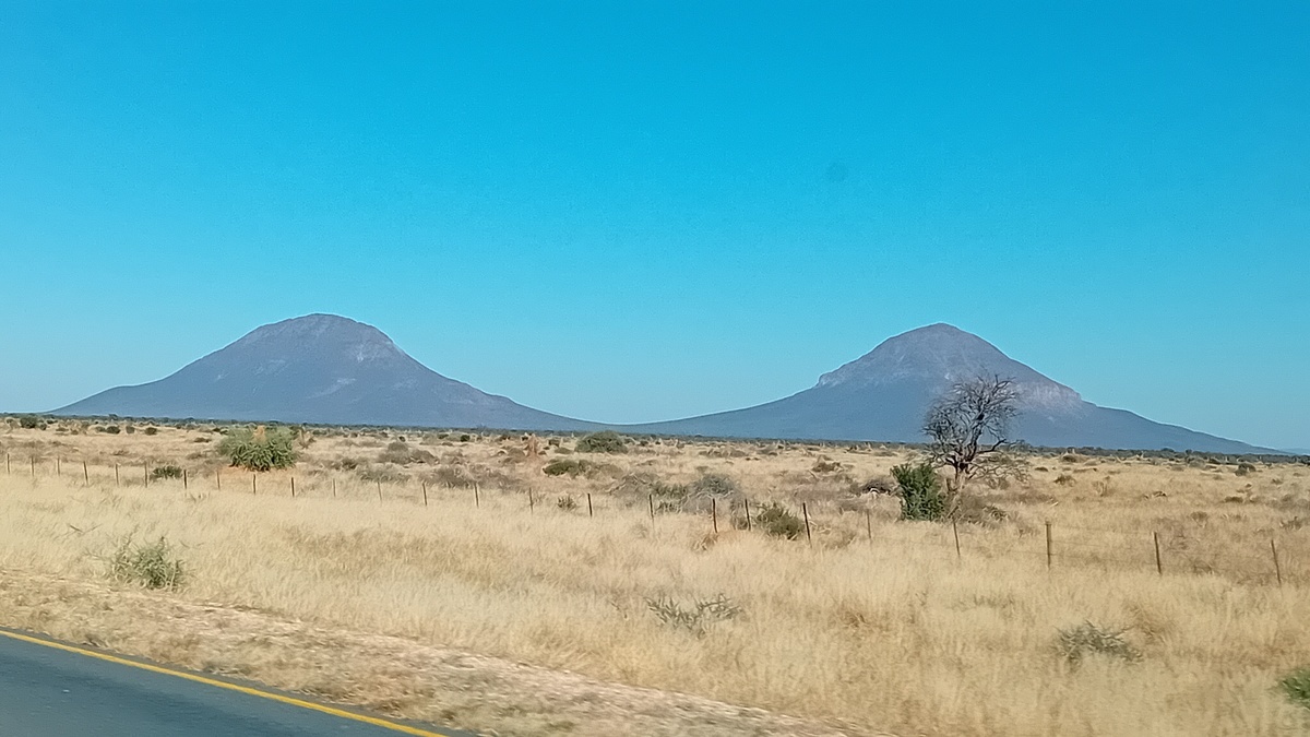 Namibia: On the nordic B1 towards Windhoek