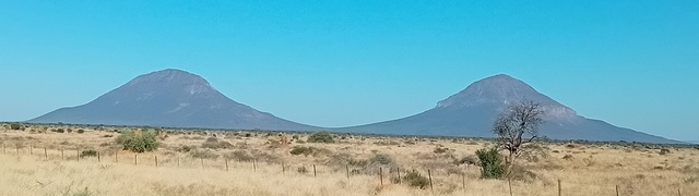 Namibia: On the nordic B1 towards Windhoek